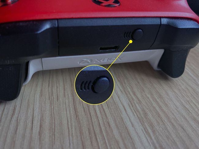 Le bouton Connecter sur une manette Xbox Series X/S